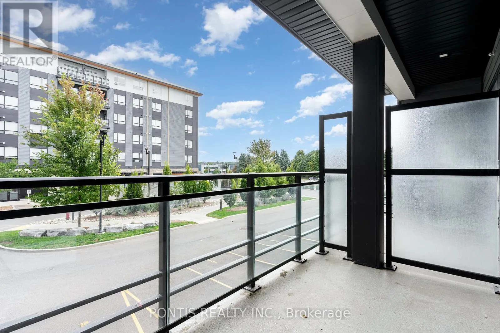207 - 251 NORTHFIELD DRIVE E