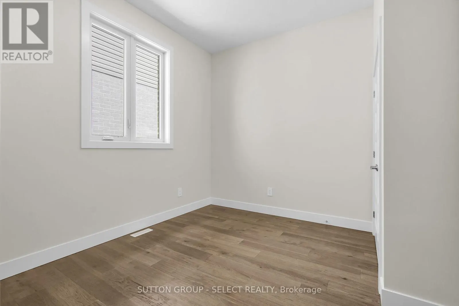 14 - 7966 FALLON DRIVE, #14