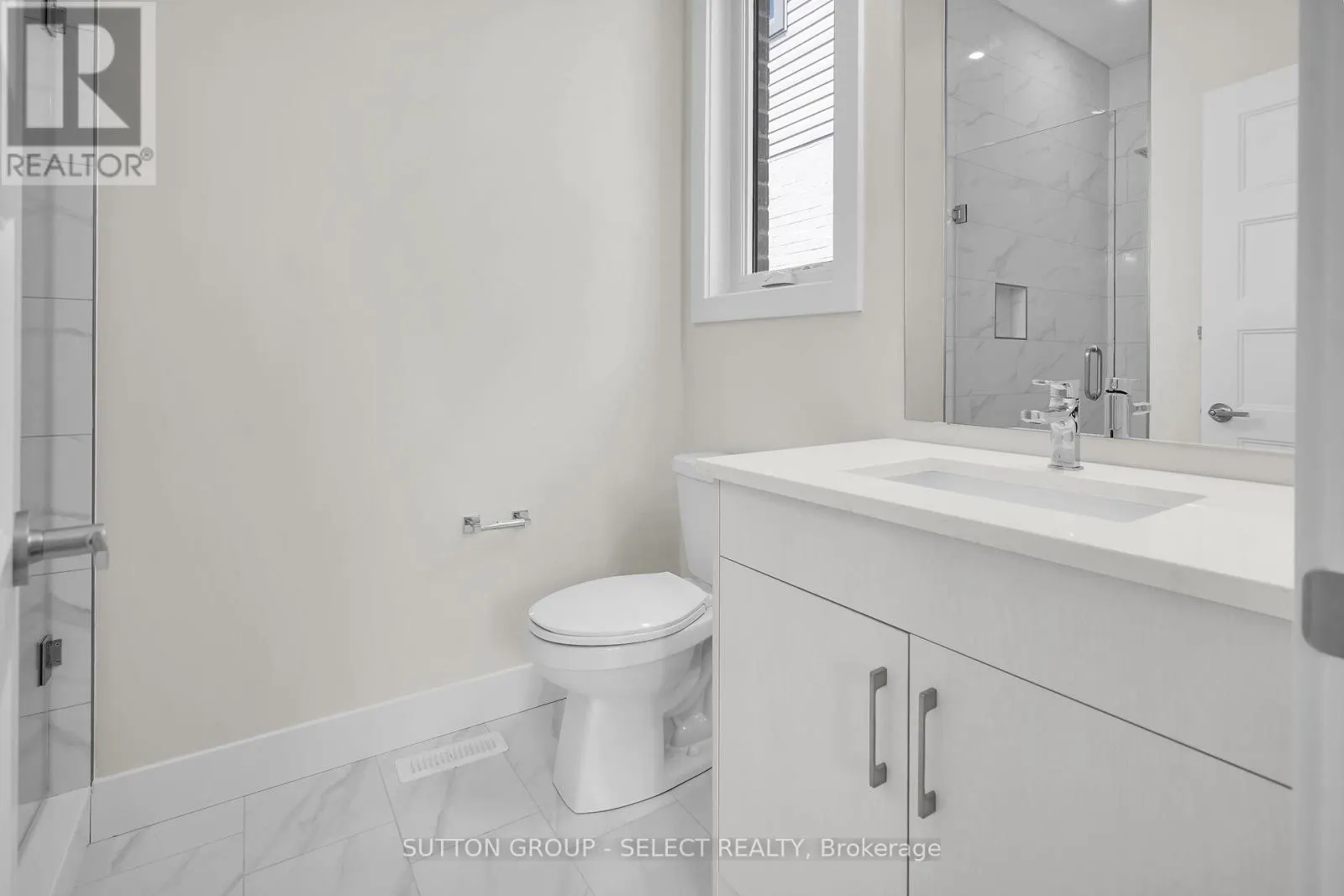 14 - 7966 FALLON DRIVE, #14