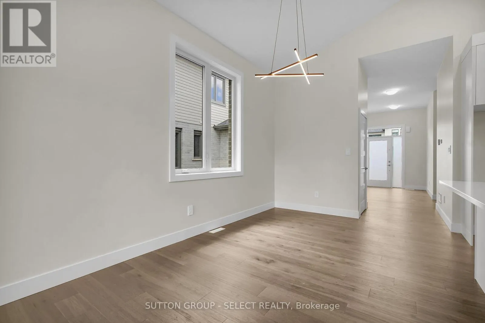 10 - 7966 FALLON DRIVE, #10