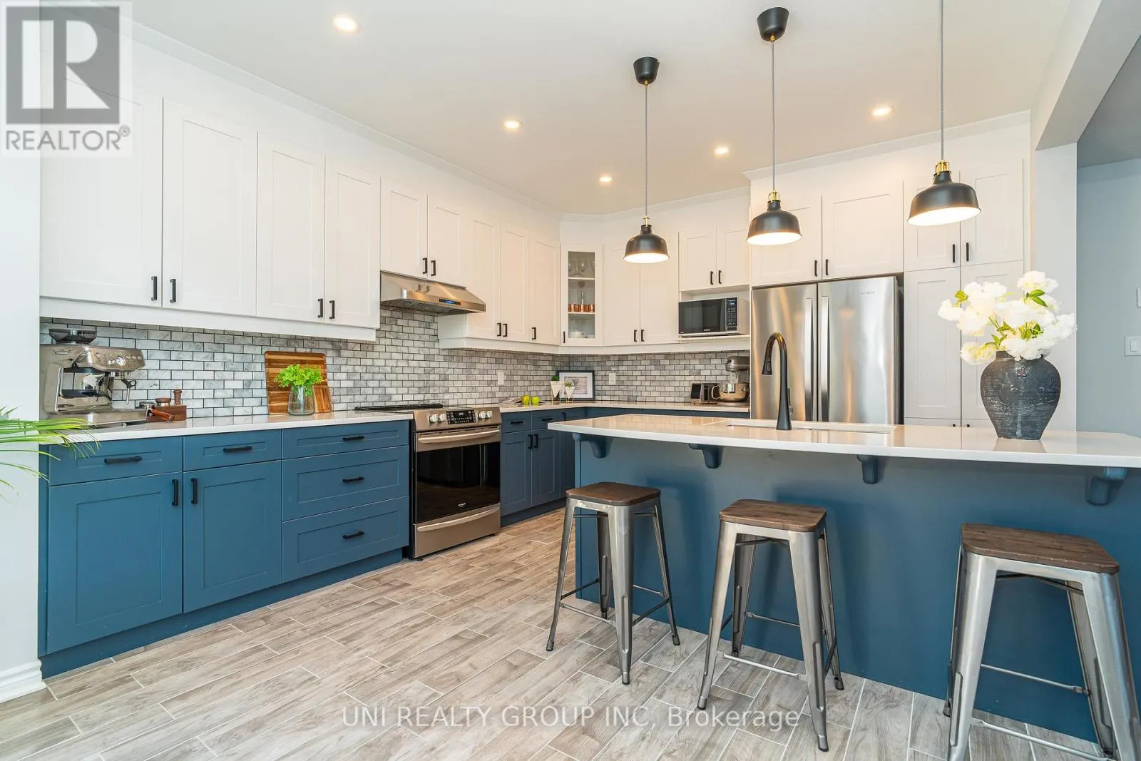 309 PROXIMA TERRACE