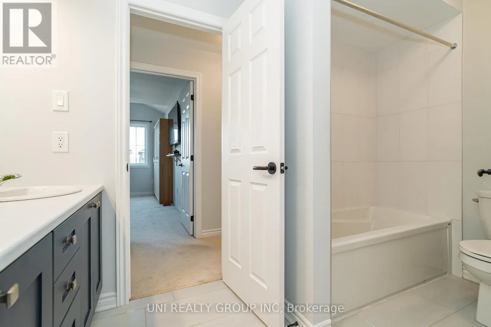 309 PROXIMA TERRACE
