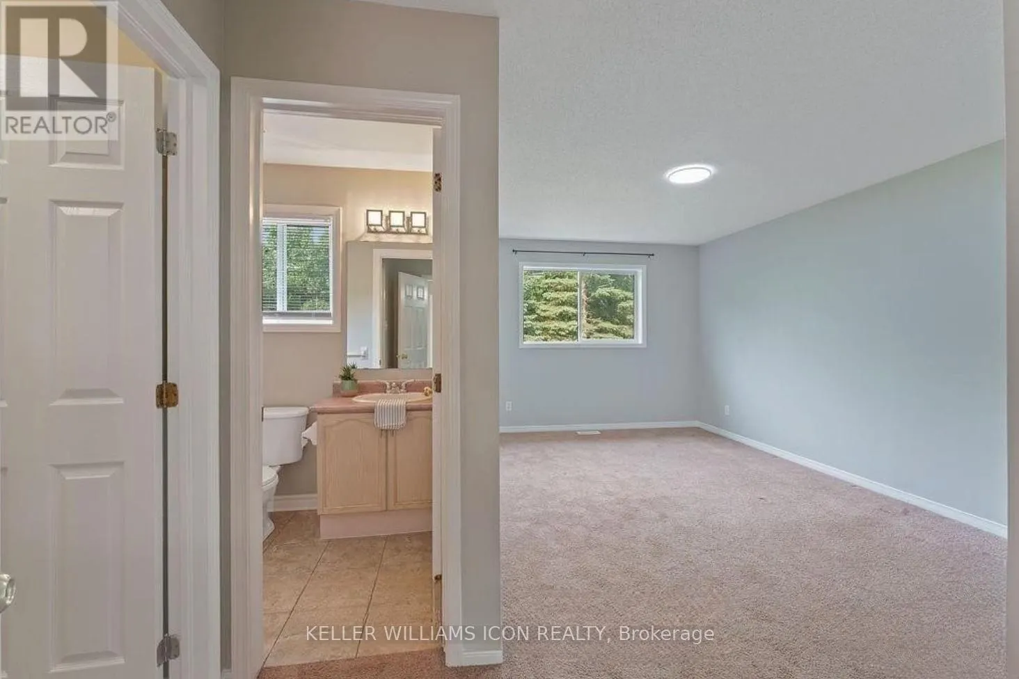 71 HEMLO CRESCENT