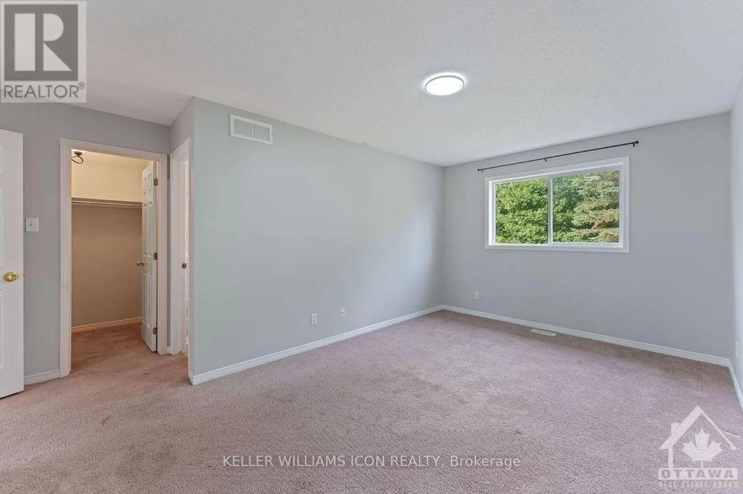 71 HEMLO CRESCENT
