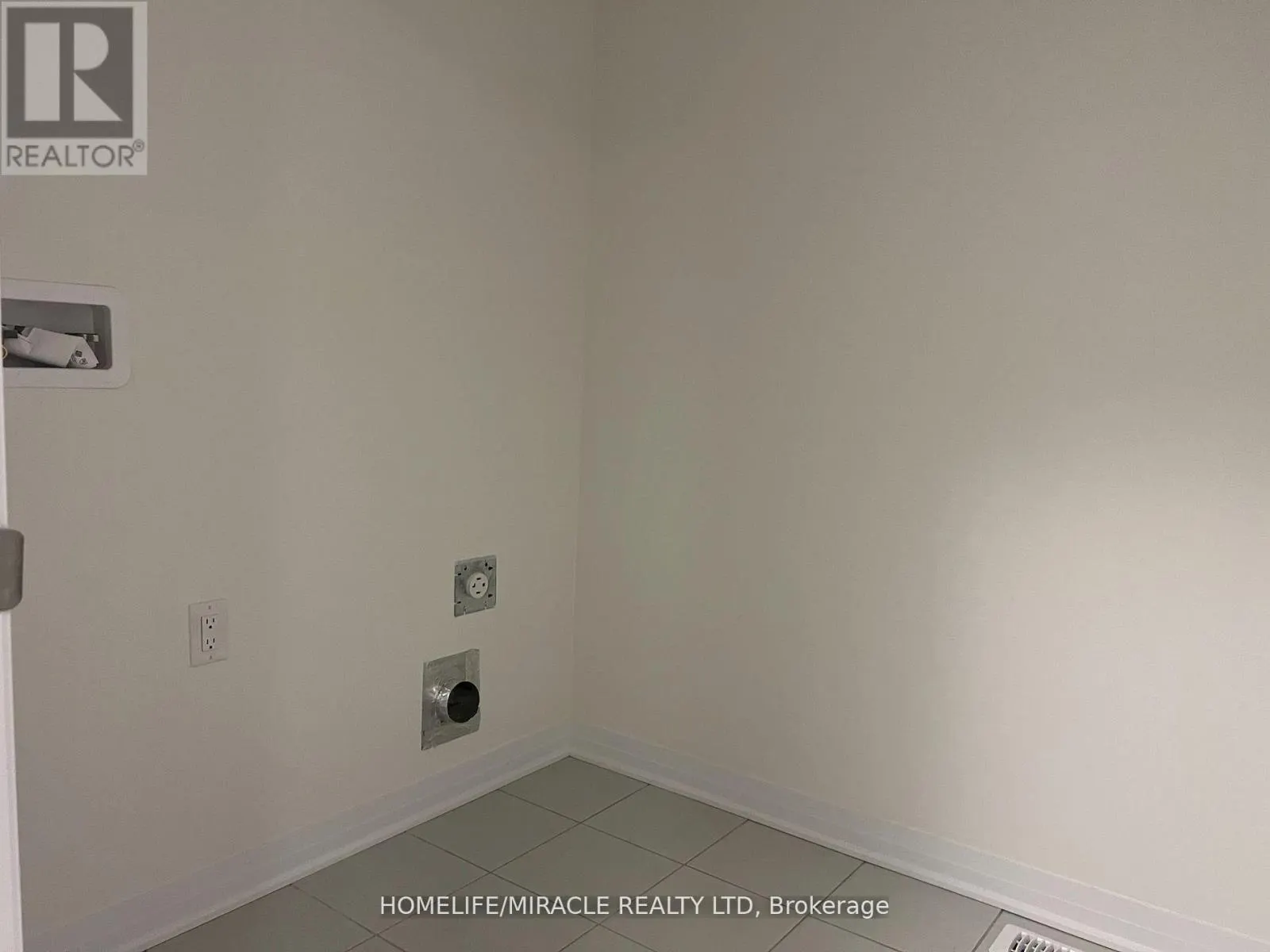 122 VARSITY DRIVE