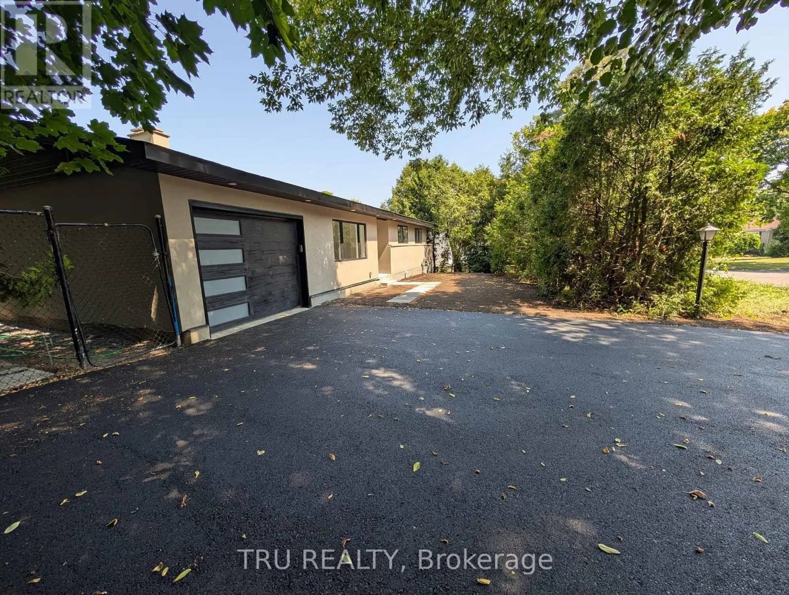 39 SUNNYCREST DRIVE