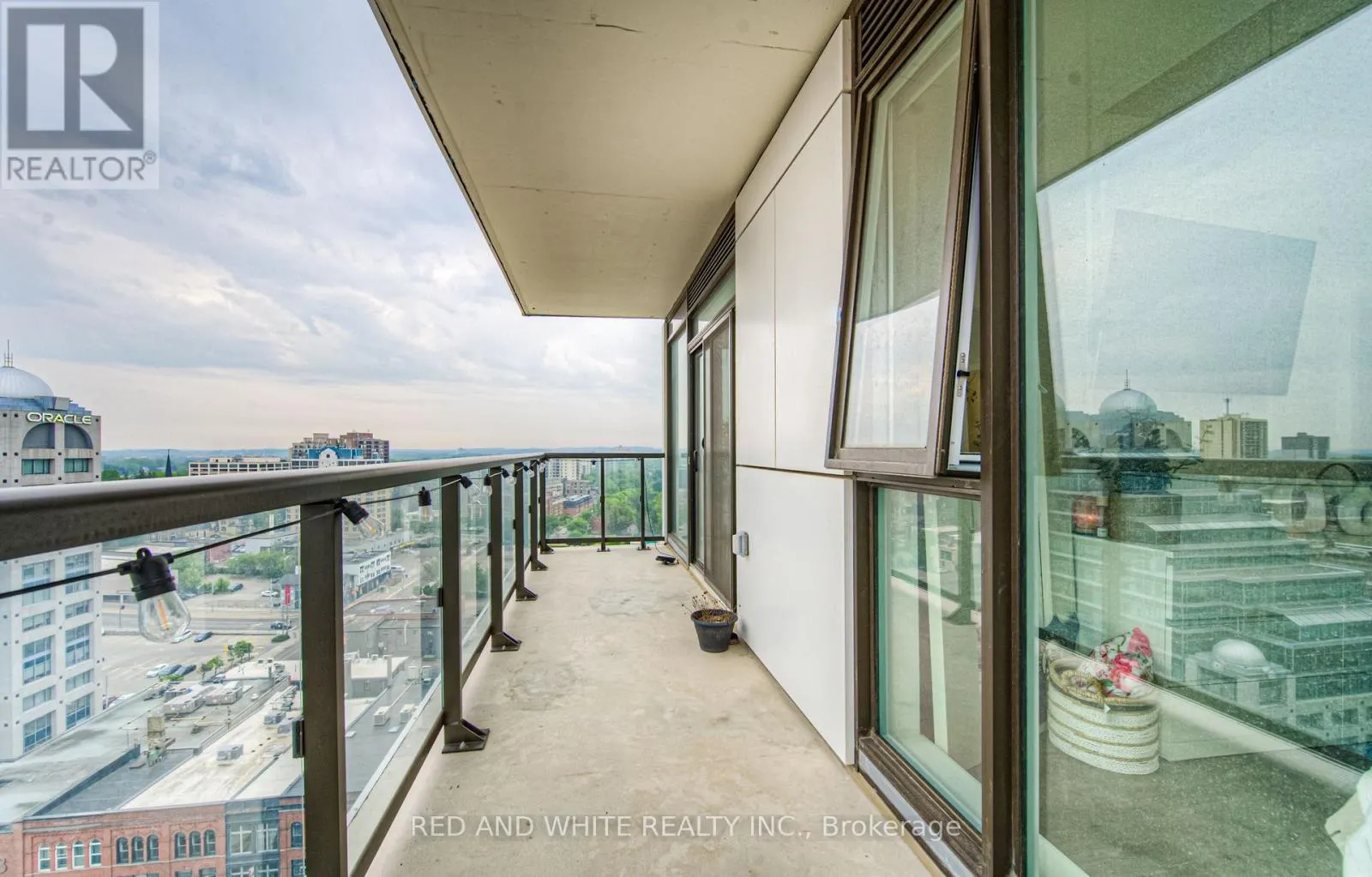 1308 - 55 DUKE STREET W