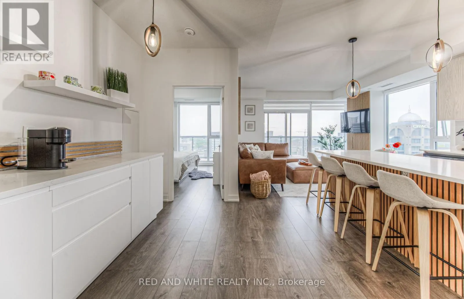 1308 - 55 DUKE STREET W
