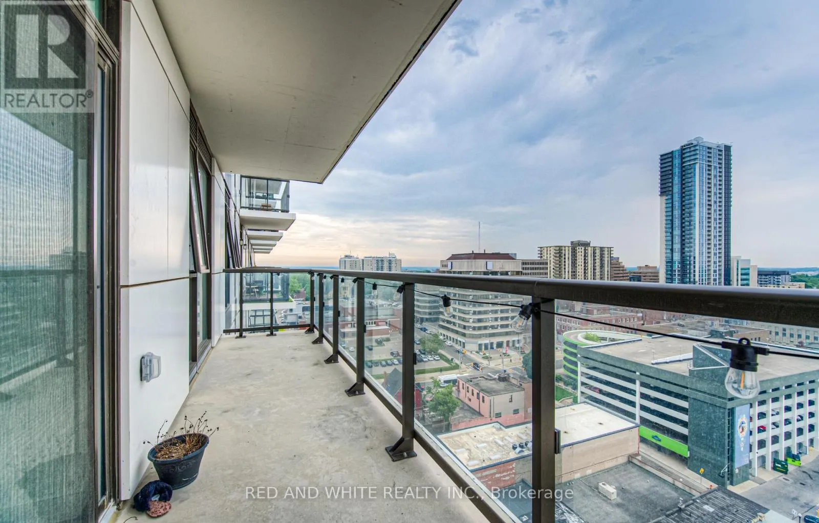 1308 - 55 DUKE STREET W