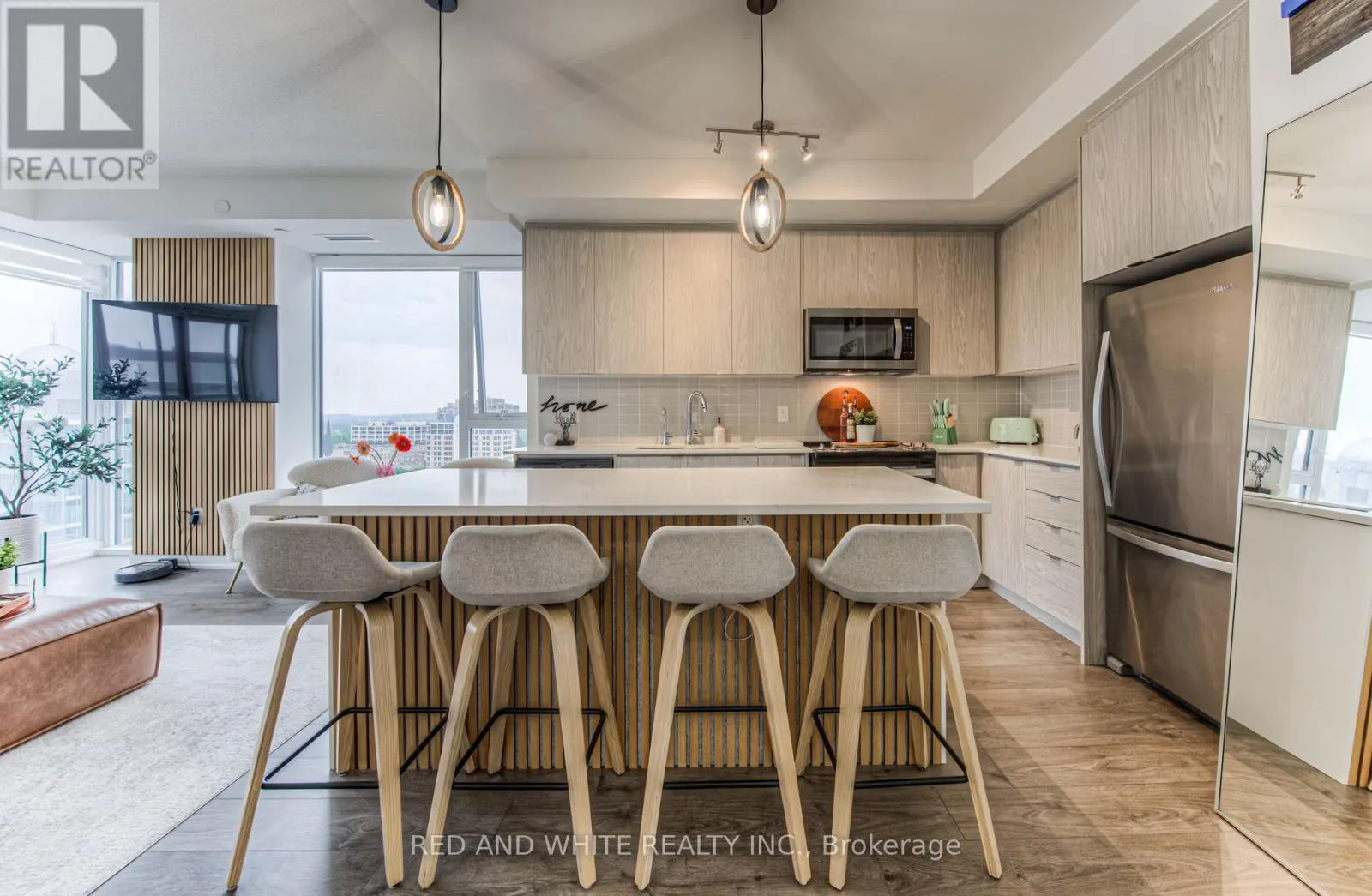 1308 - 55 DUKE STREET W