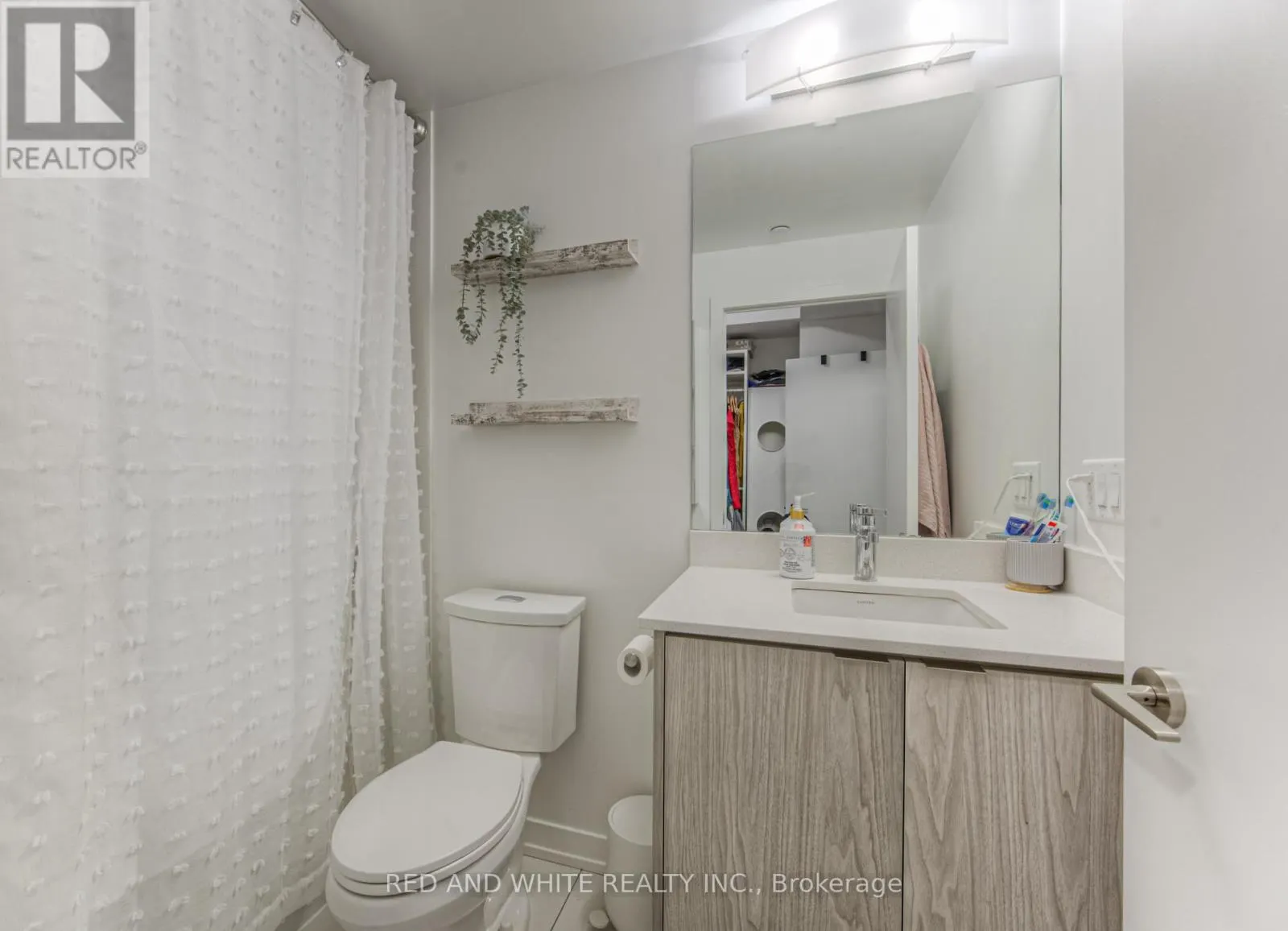 1308 - 55 DUKE STREET W