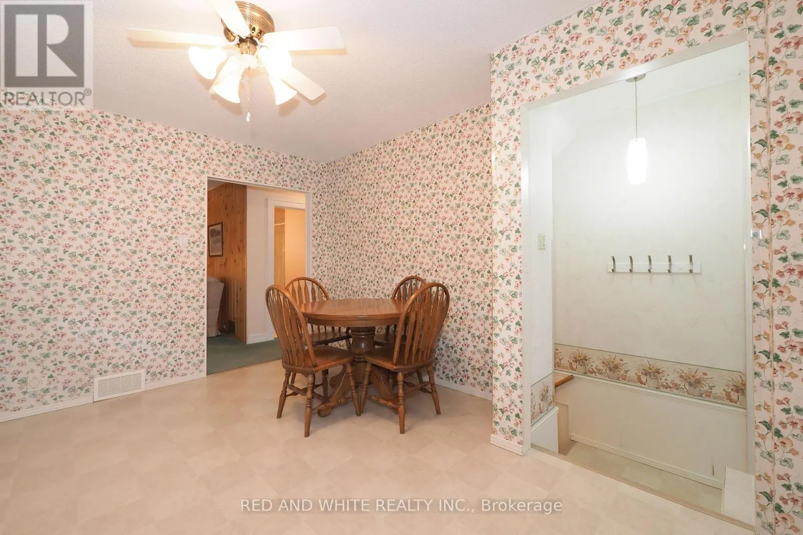 111 NORTH DRIVE N