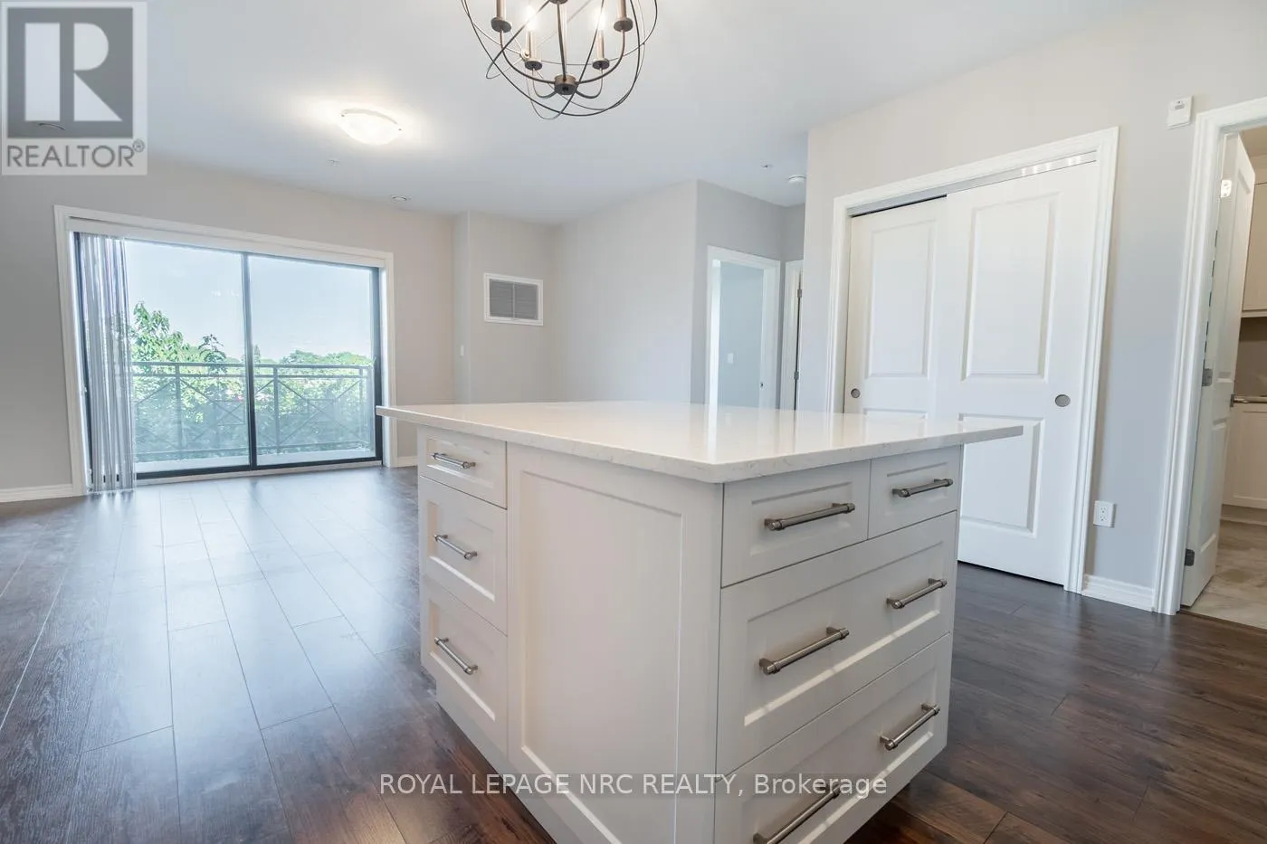 404 - 379 SCOTT STREET, #404