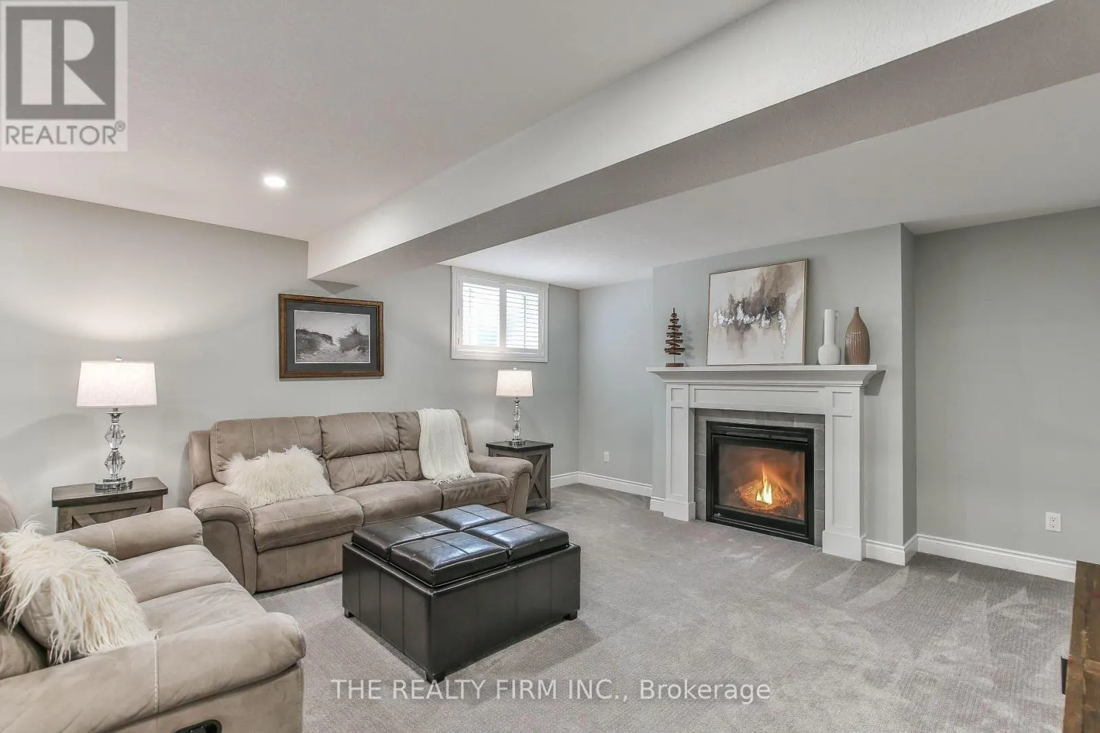 8 ROYAL DORNOCH DRIVE