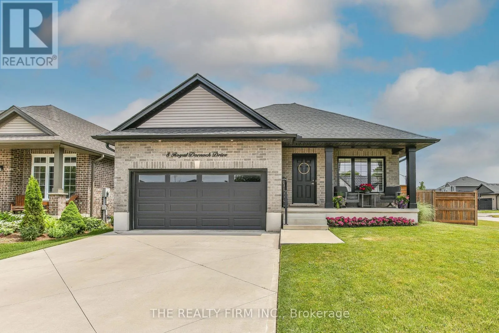 8 ROYAL DORNOCH DRIVE