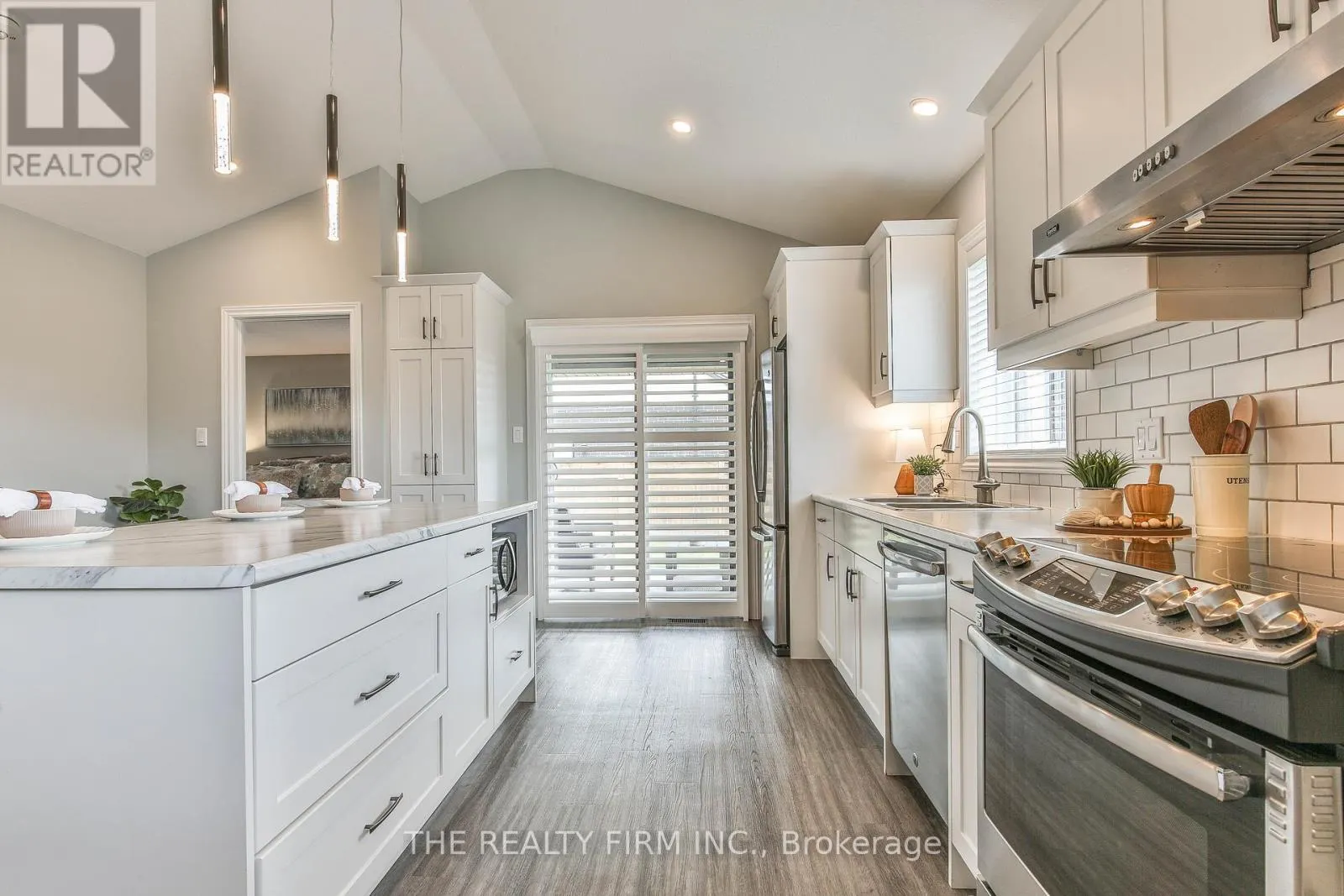 8 ROYAL DORNOCH DRIVE