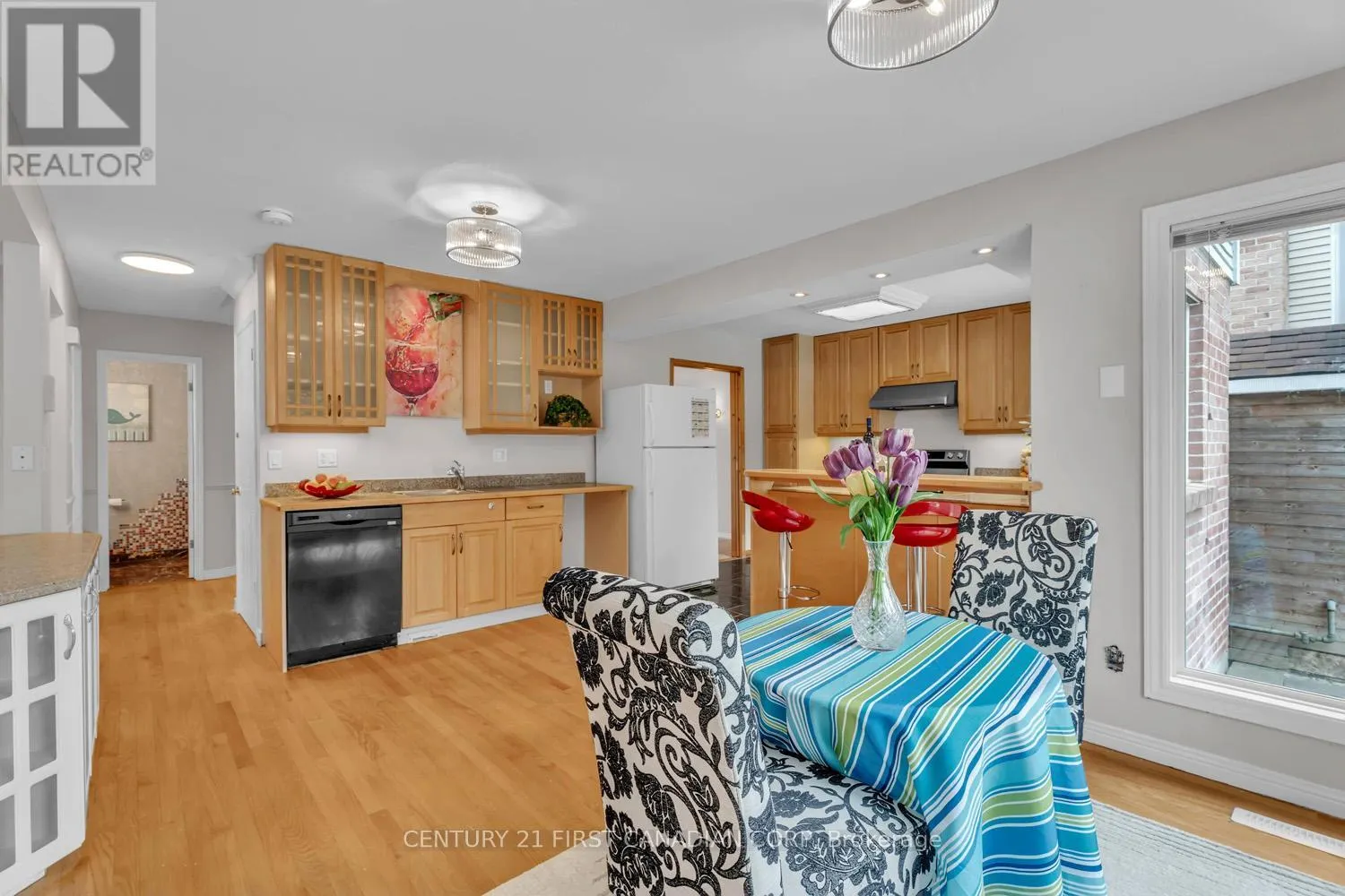 1030 AURORA COURT