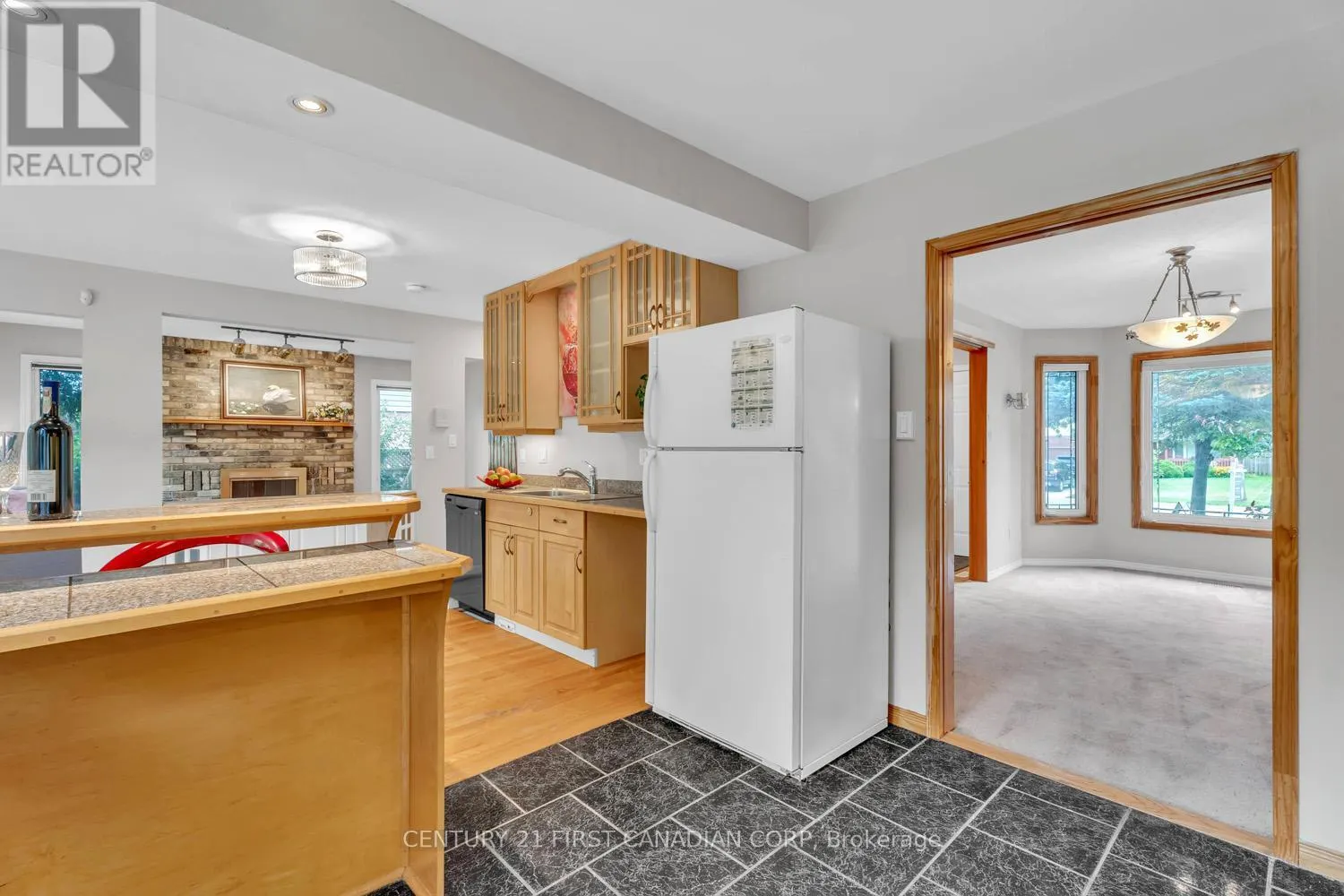 1030 AURORA COURT