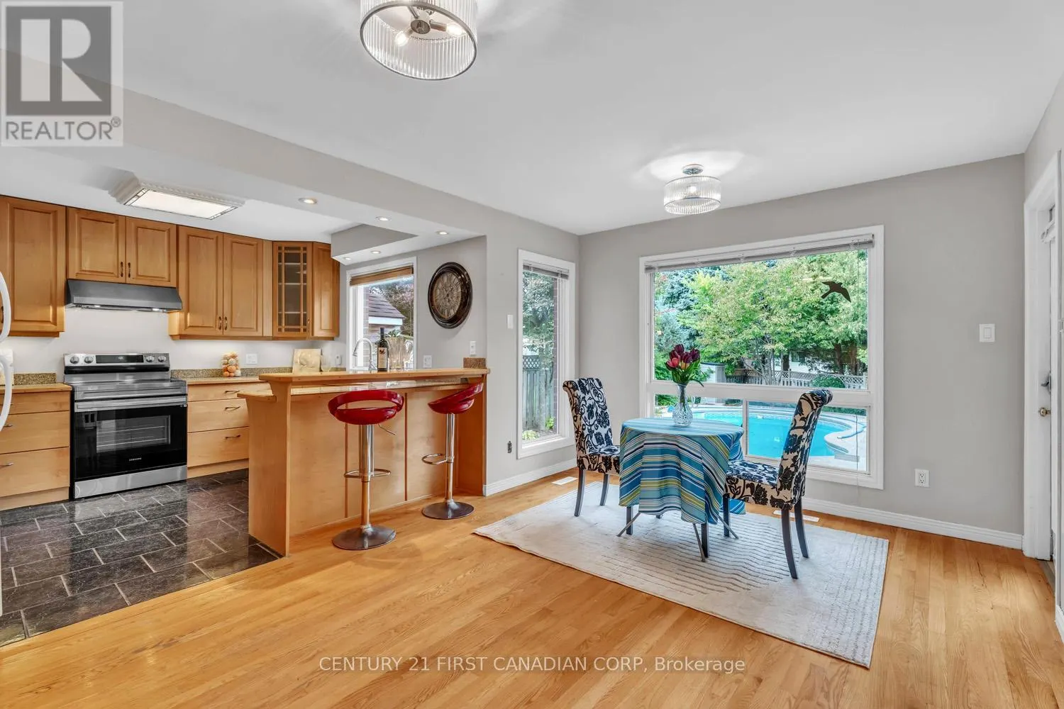 1030 AURORA COURT