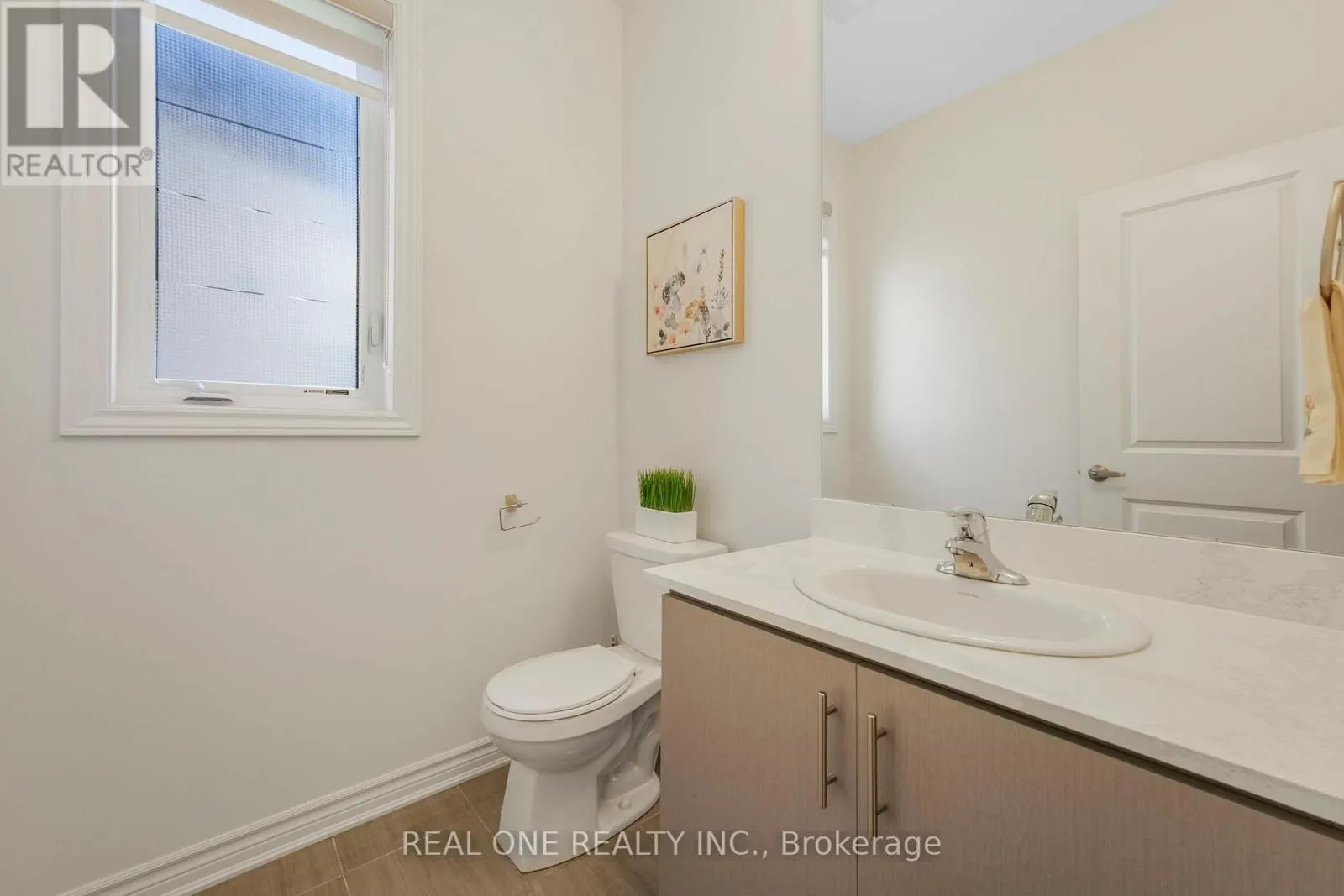 18 ORIOLE CRESCENT
