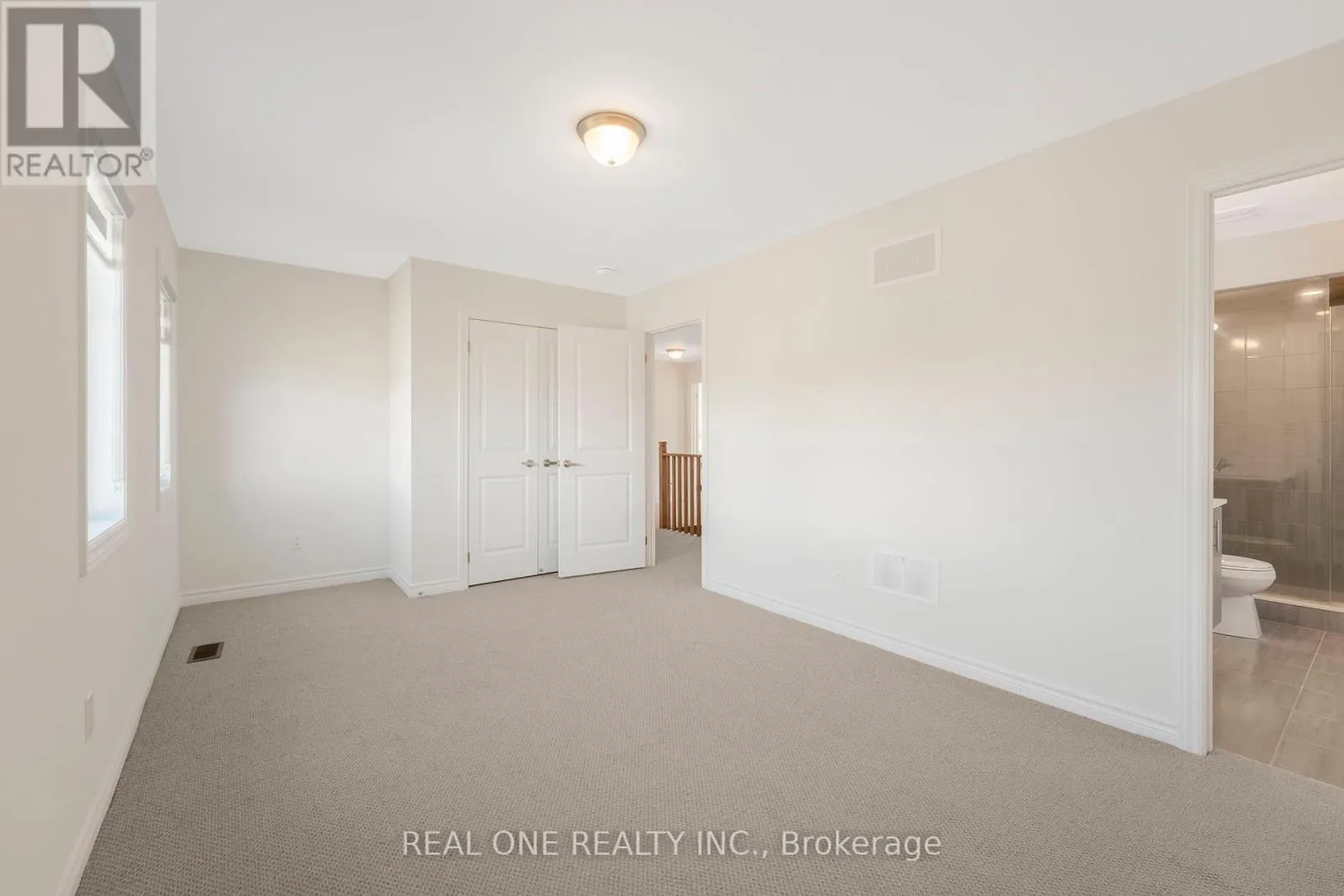 18 ORIOLE CRESCENT