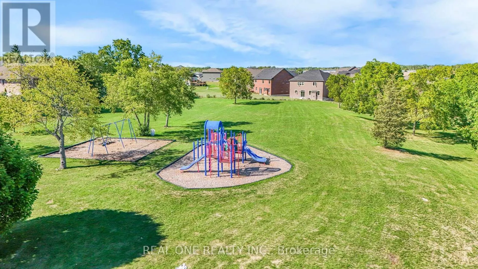 18 ORIOLE CRESCENT
