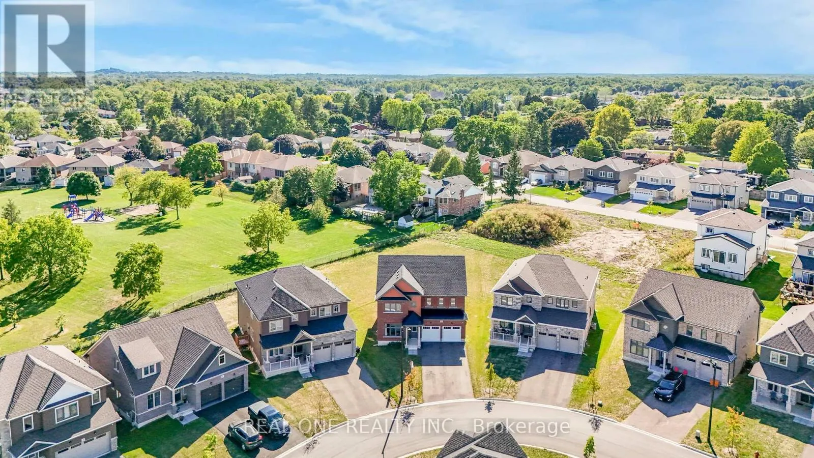 18 ORIOLE CRESCENT