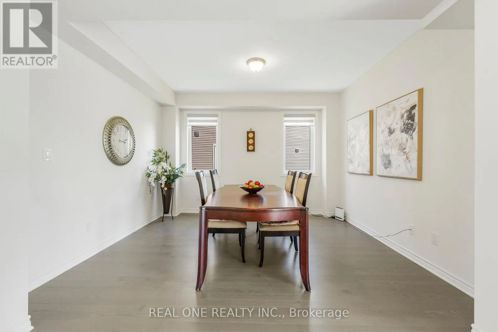 18 ORIOLE CRESCENT