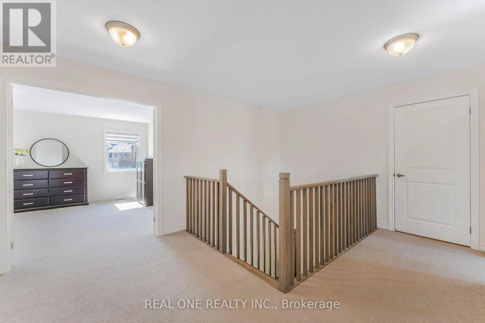 18 ORIOLE CRESCENT