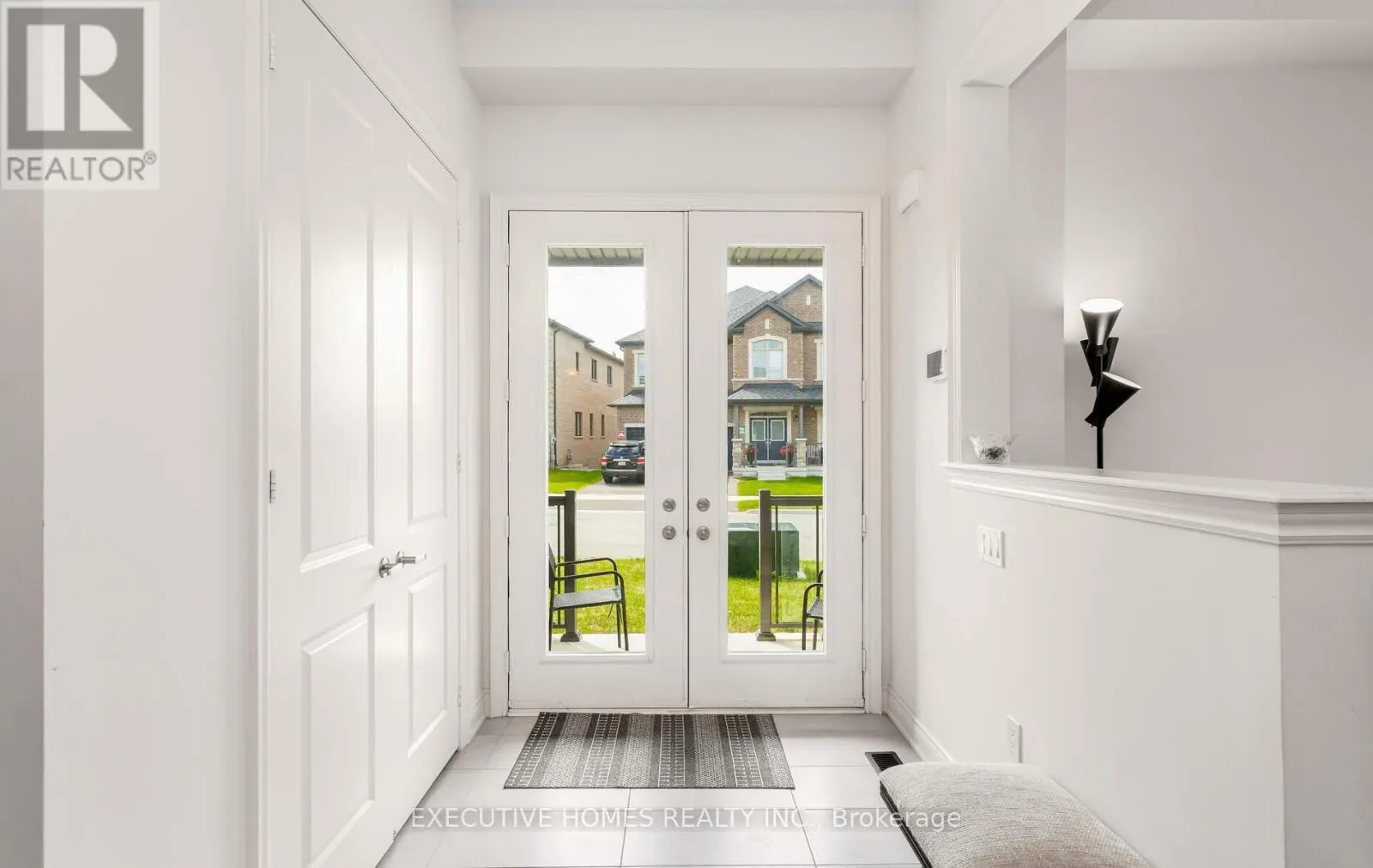 77 POND VIEW GATE