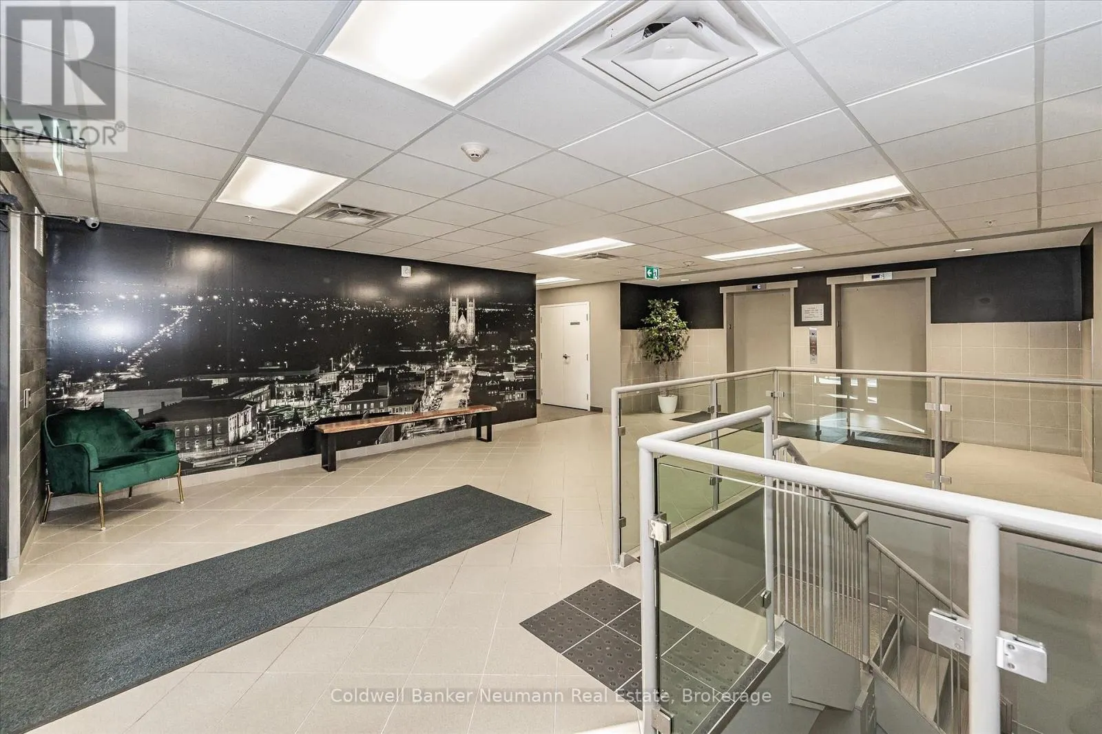212 - 7 KAY CRESCENT, #212