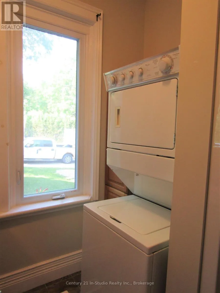 B - 316 CENTRE STREET, #B