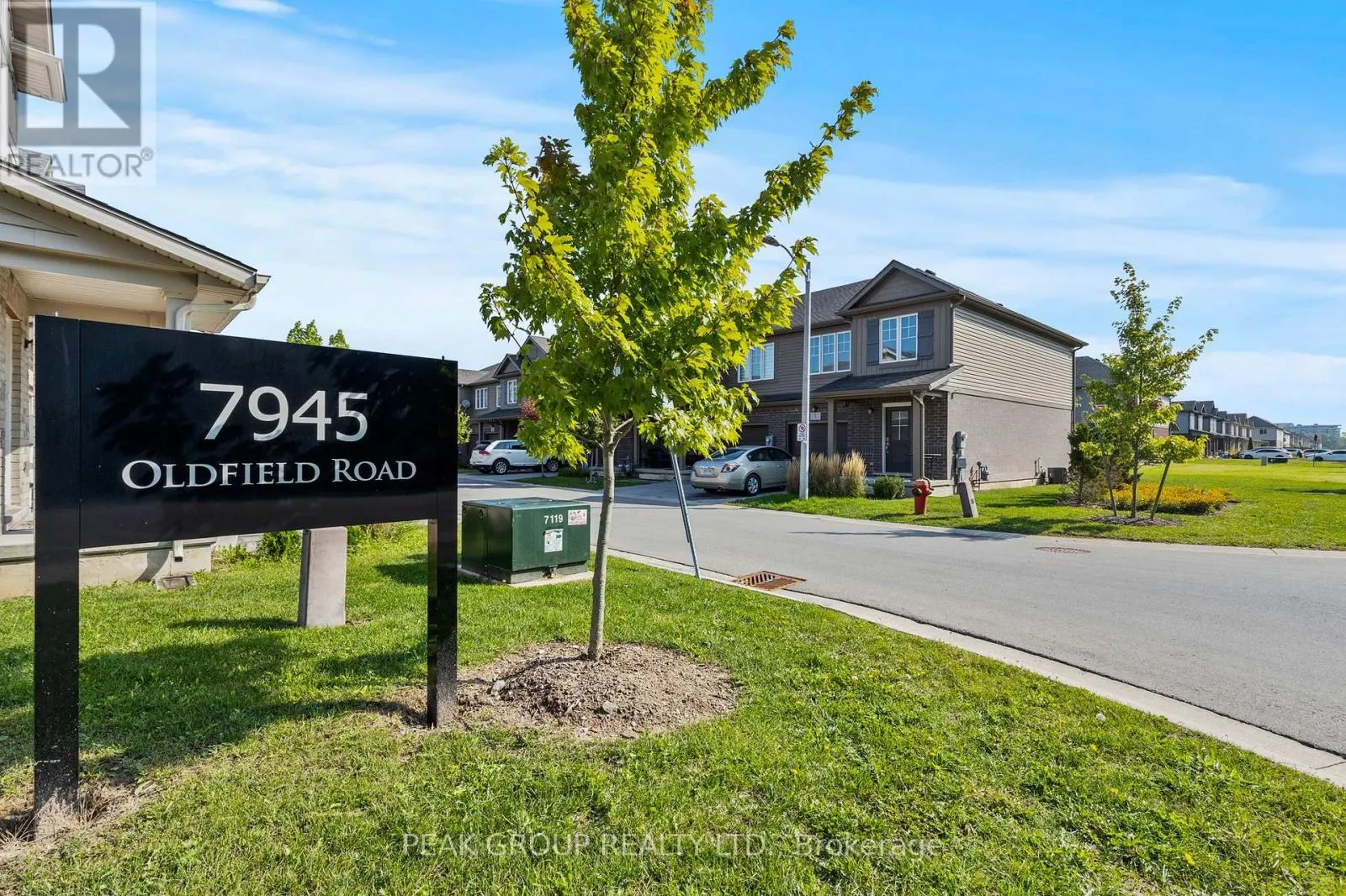13 - 7945 OLDFIELD ROAD, #13