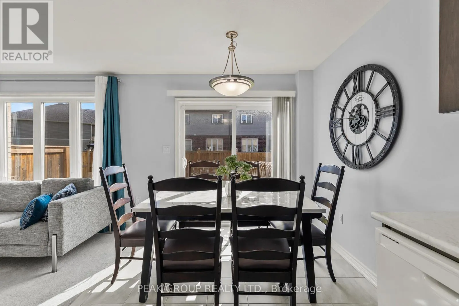 13 - 7945 OLDFIELD ROAD, #13