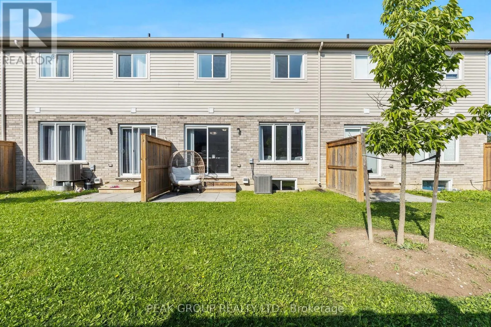 13 - 7945 OLDFIELD ROAD, #13