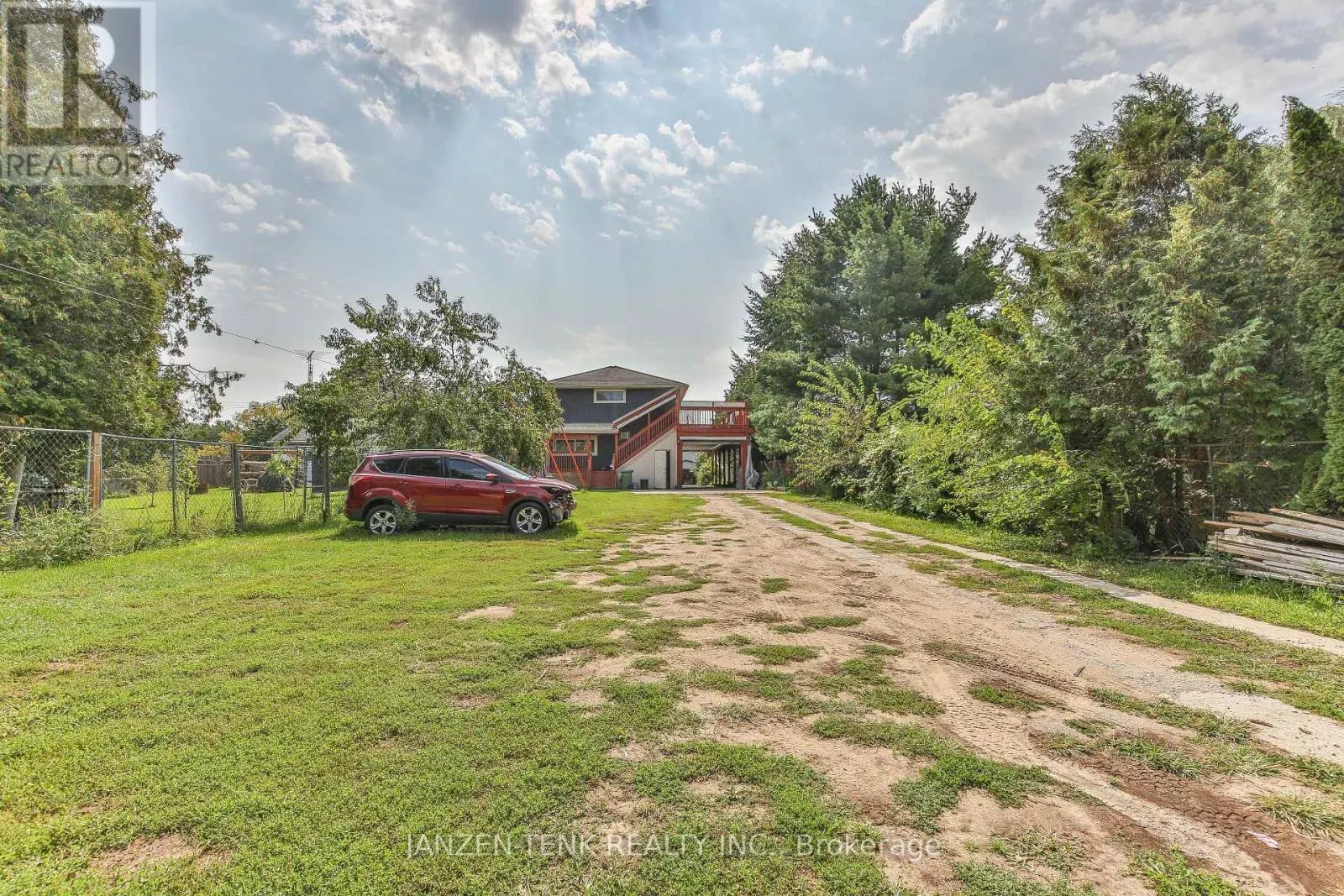13 NORFOLK COUNTY ROAD 21 STREET