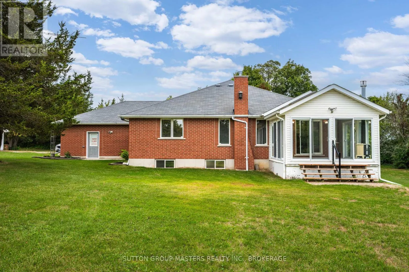 931 POWERLINE ROAD