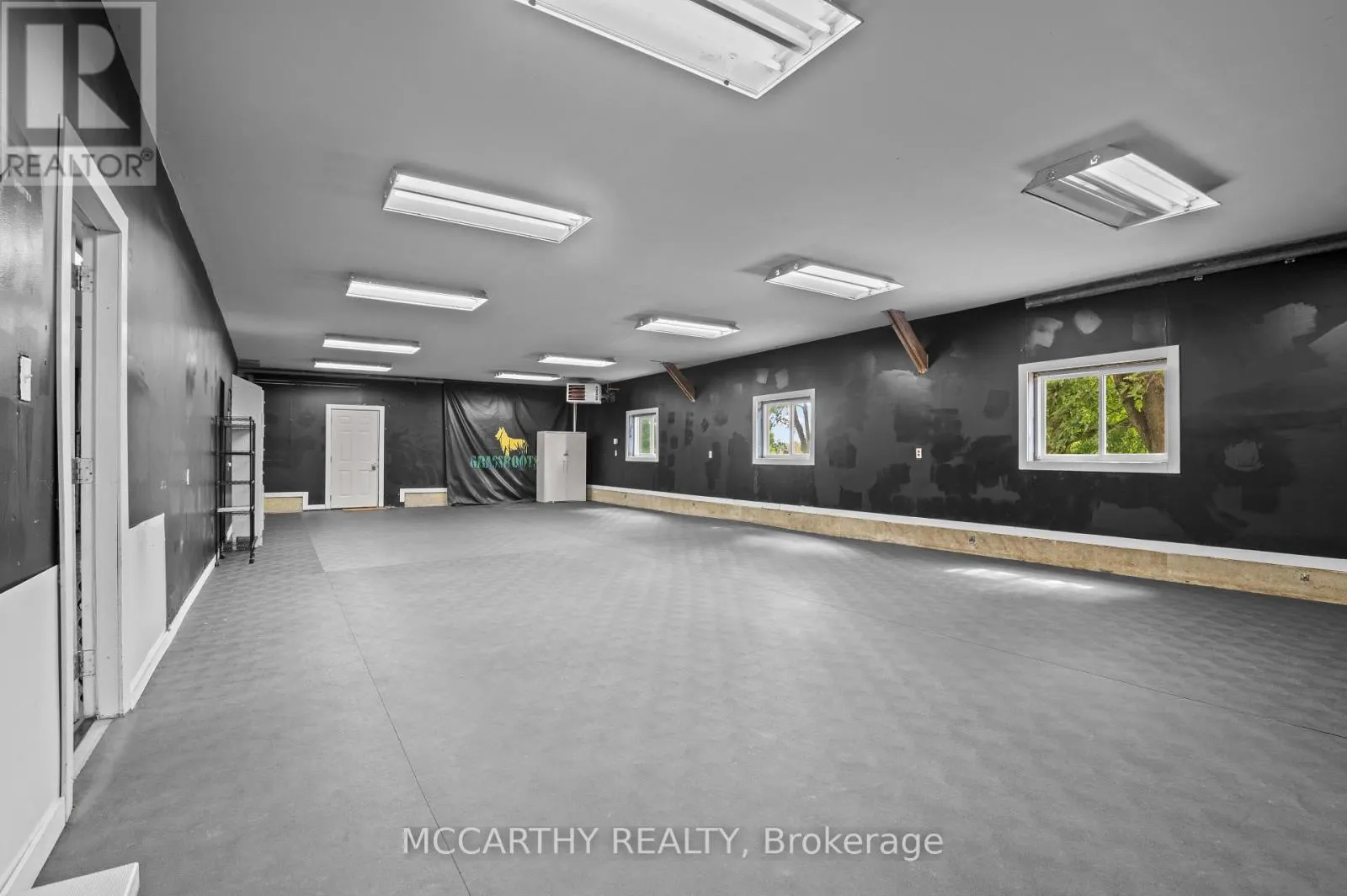 125795 SOUTHGATE RD 12 ROAD