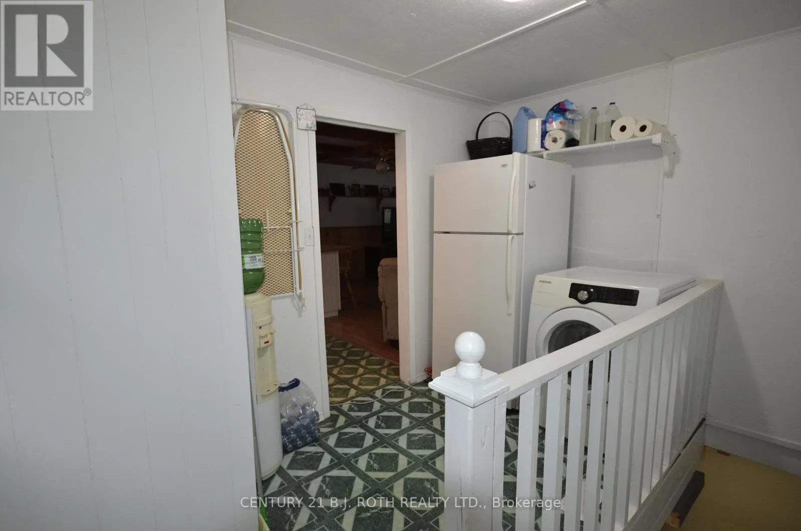 45 LIONEL ROAD