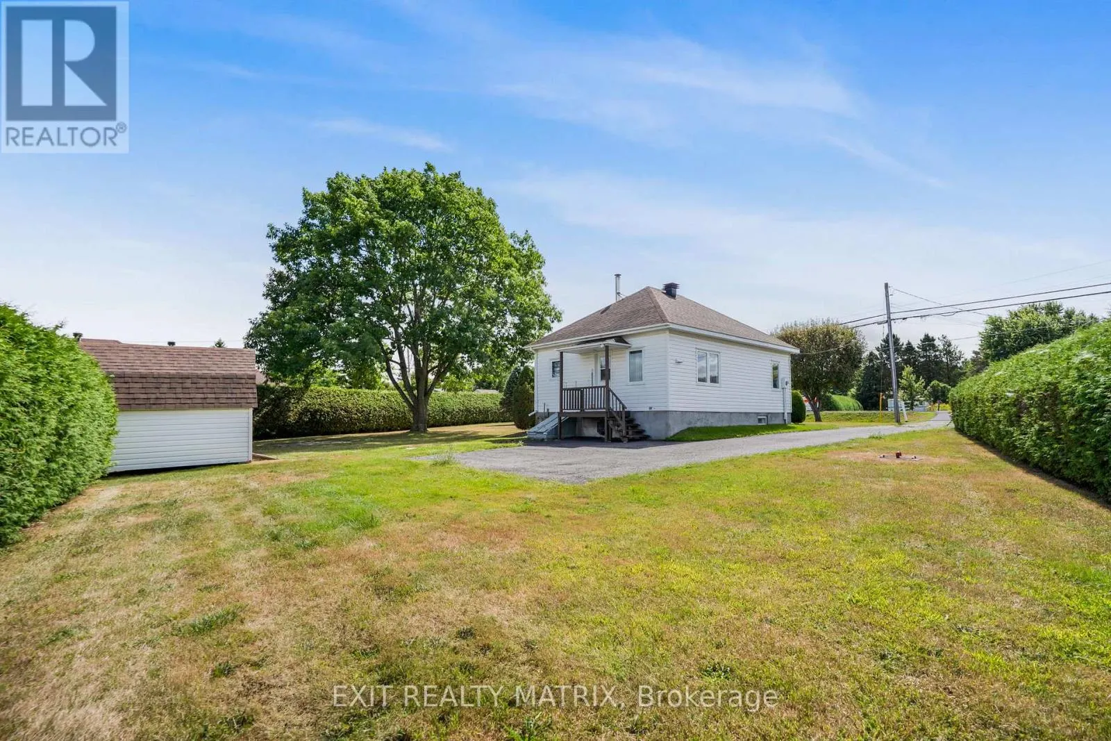 48 FRONT ROAD W
