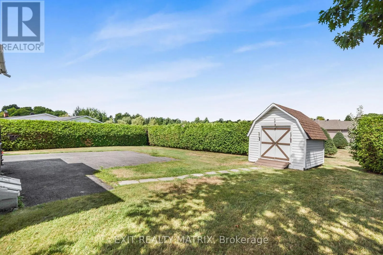 48 FRONT ROAD W