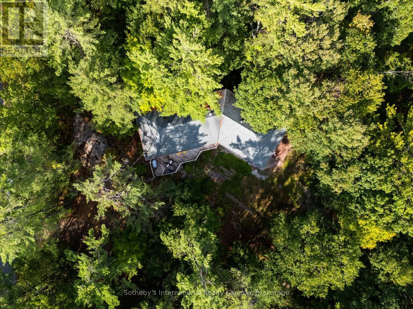 1060 NORTH KAHSHE LAKE ROAD