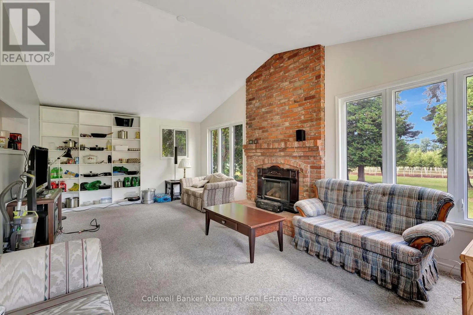 573 PARKSIDE DRIVE