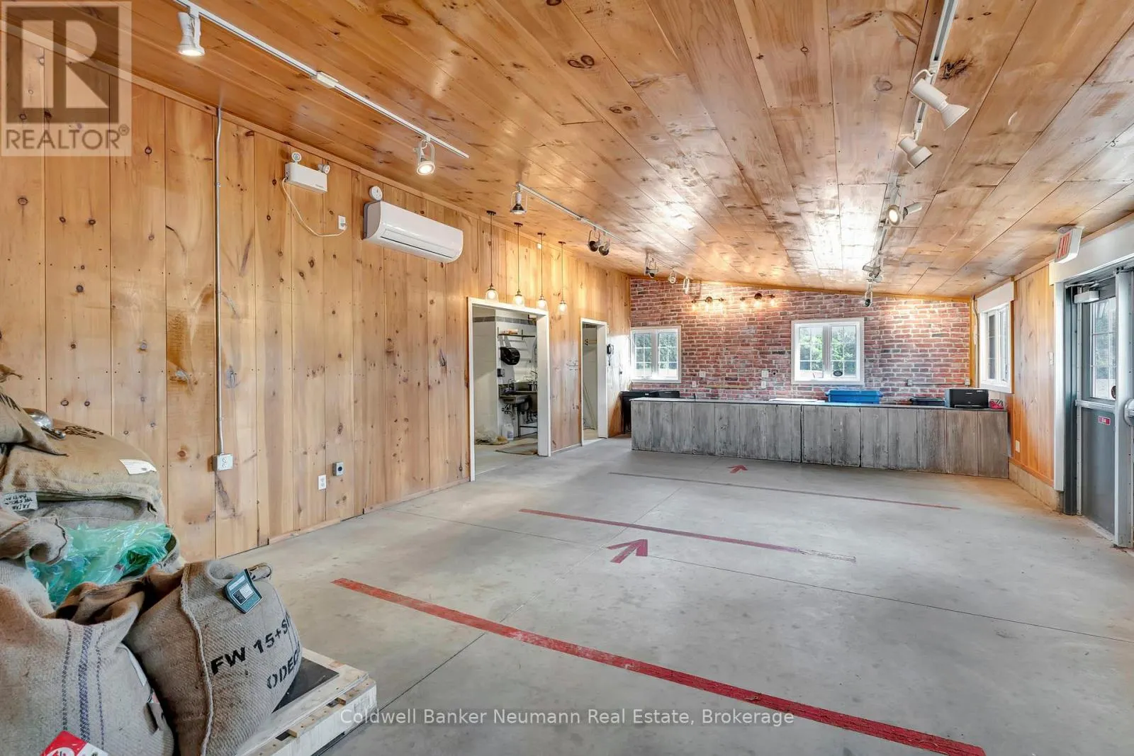573 PARKSIDE DRIVE