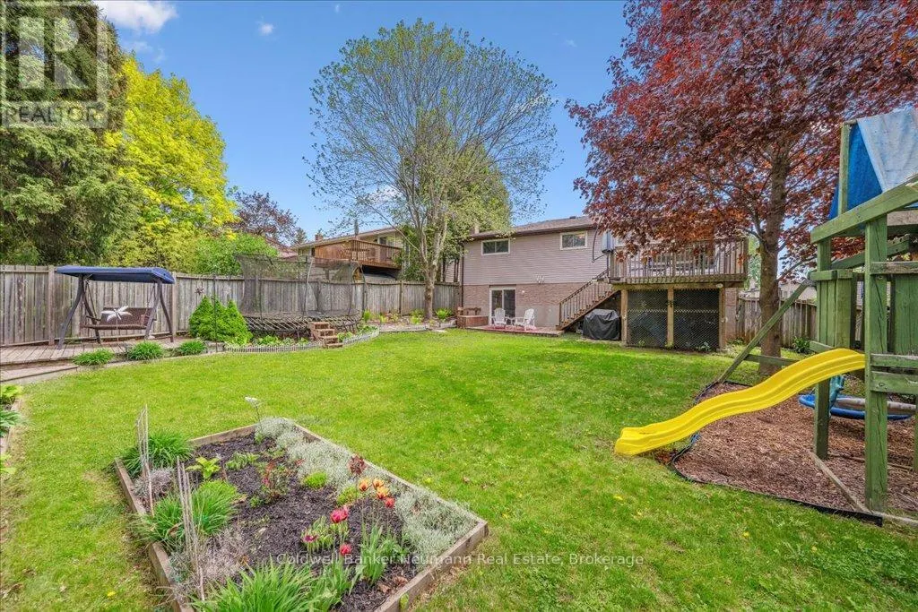 31 CAREY CRESCENT