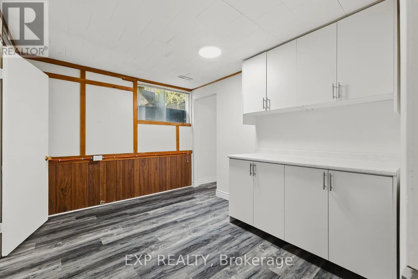 310 SOUTHILL DRIVE