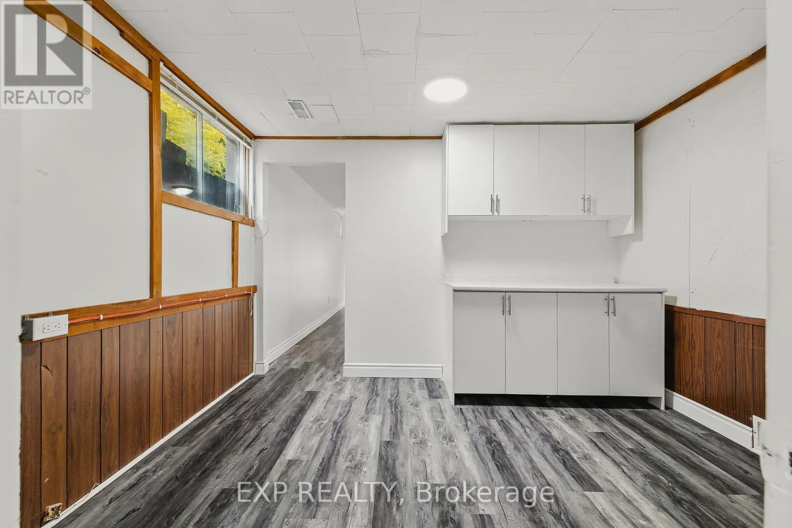 310 SOUTHILL DRIVE