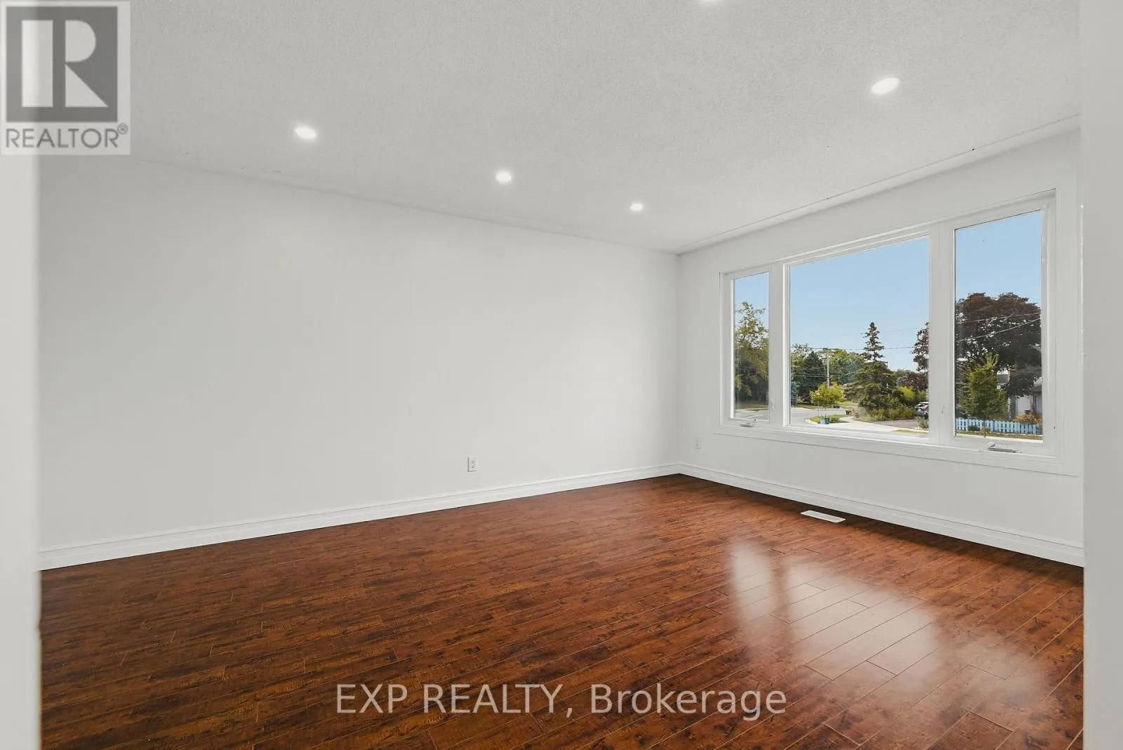 310 SOUTHILL DRIVE