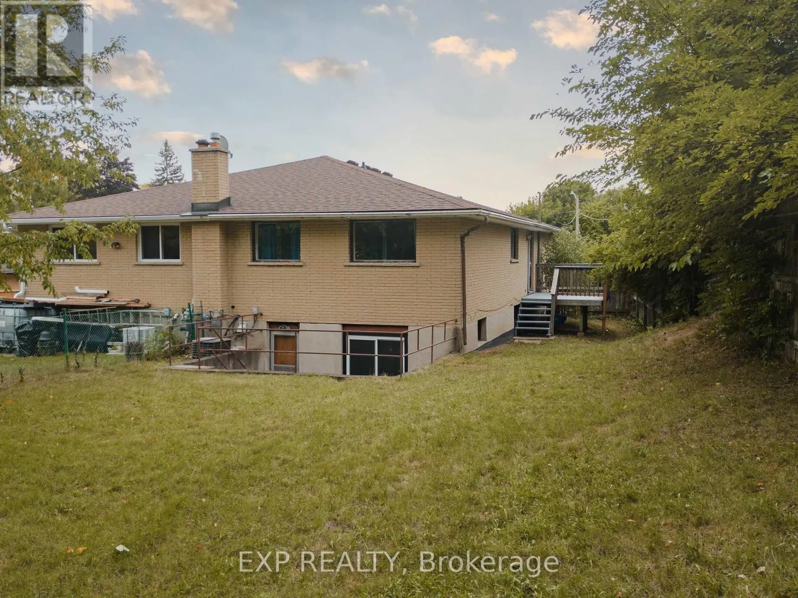 310 SOUTHILL DRIVE