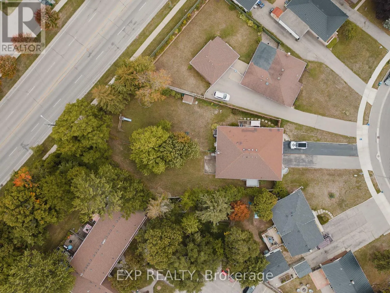 310 SOUTHILL DRIVE